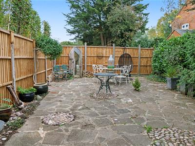 Property image 4 of home to buy in London Road, Radlett